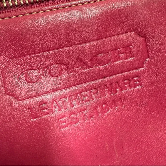 Coach Leatherware Berry & Black Leather Messenger Travel Bag Style 5068 Vintage - Picture 6 of 17